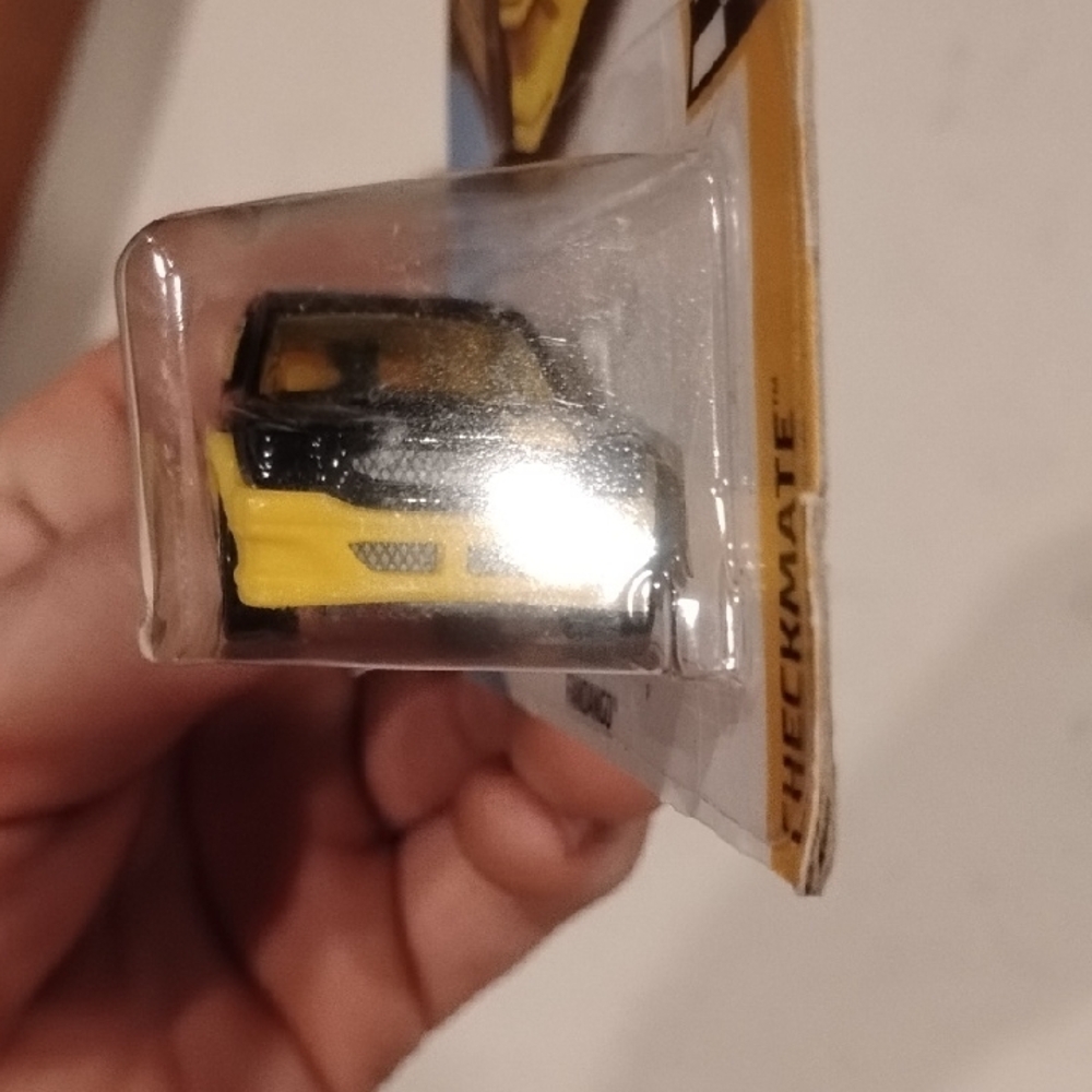 Mattel Hot Wheels Yellow and Black Checkmate Car - Picture 4 of 9